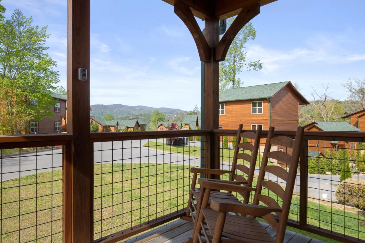 Poolin Around Villa Gatlinburg Dış mekan fotoğraf
